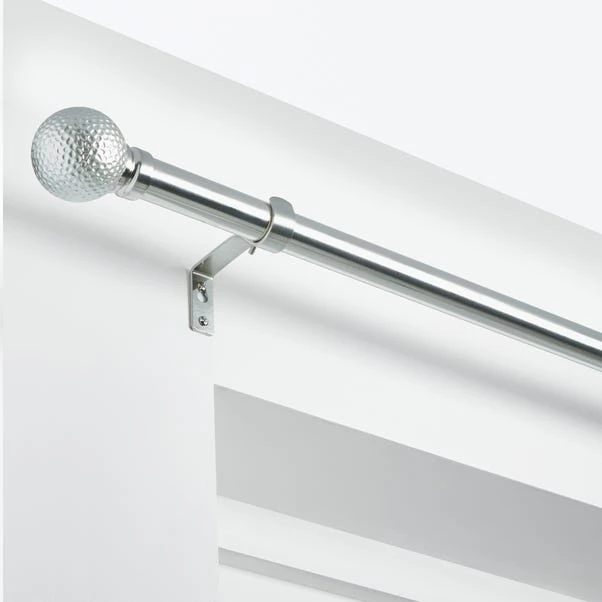 Hammered Effect Extendable Metal Eyelet Curtain Pole 8 Hammered Effect Extendable Metal Eyelet Curtain Pole - Image 6