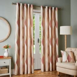 Patchwork Print Eyelet Curtains -Curtain Series 30903816 alt01