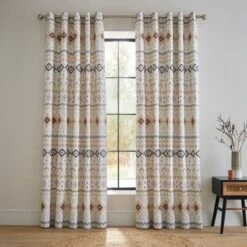 Jabari Aztec Blackout Eyelet Curtains -Curtain Series 30934672 alt01